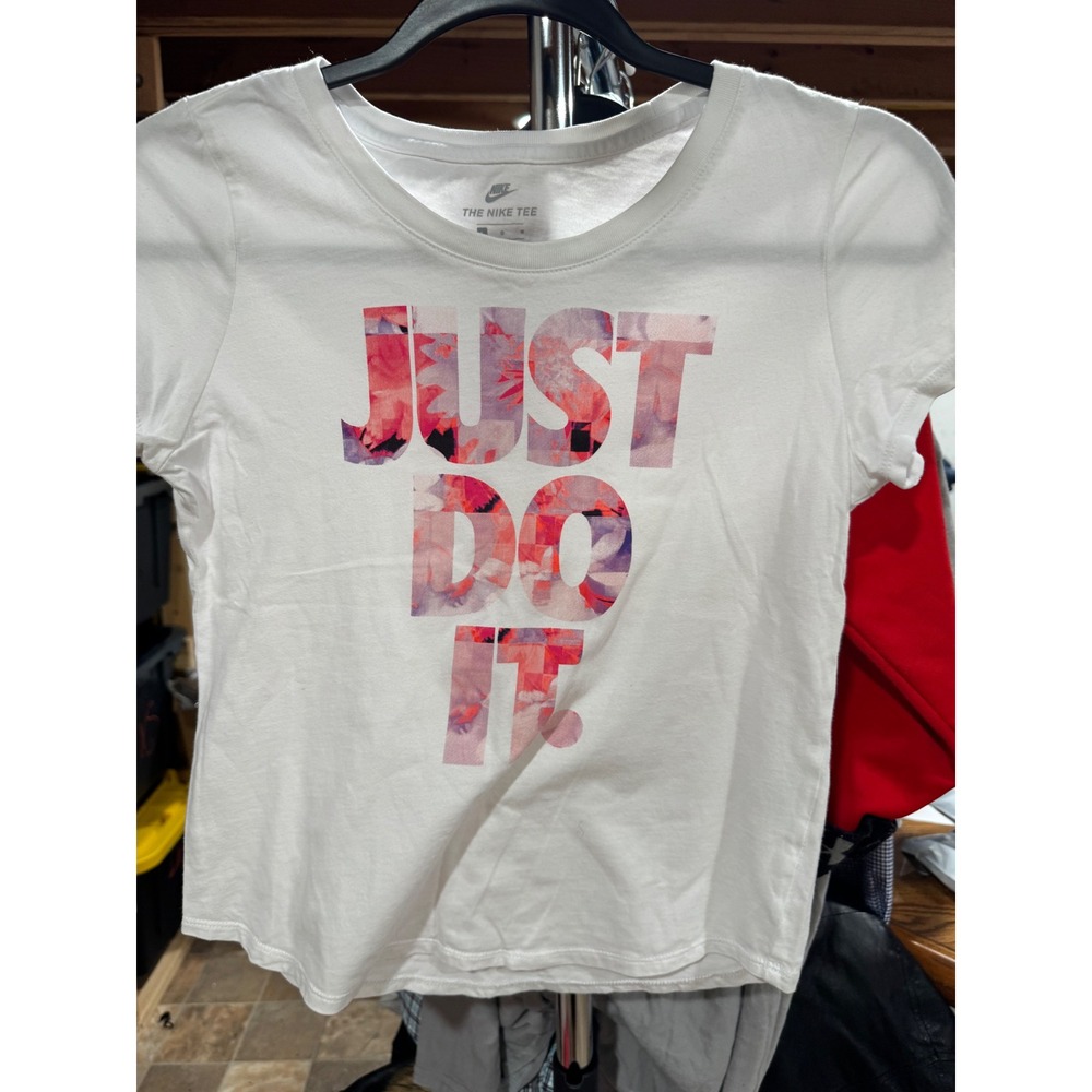 Nike Girls Just Do It Floral Graphic T-Shirt White Size Large L Athletic Cut